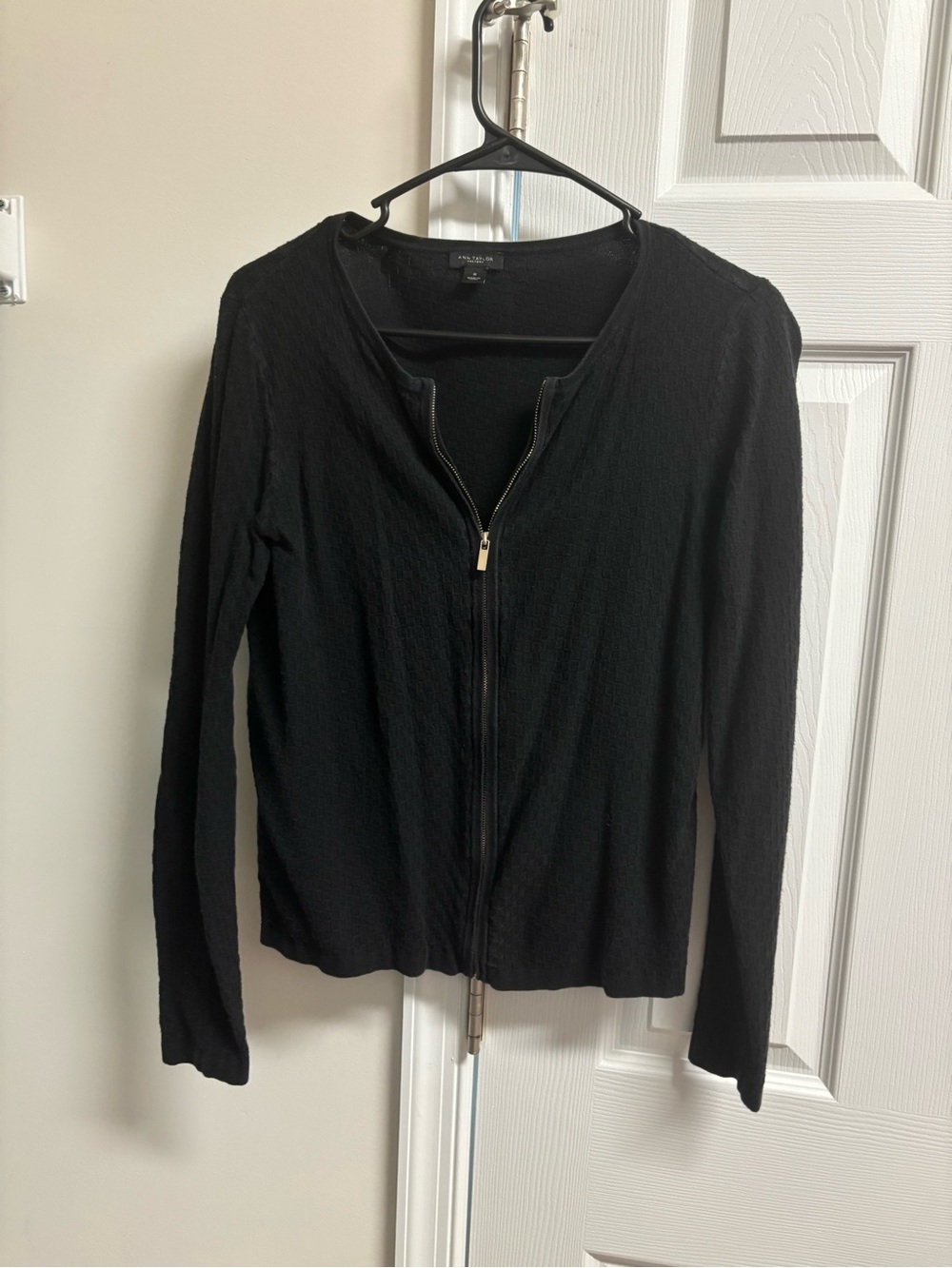 Ann Taylor Factory Black Zip-Front Lightweight Cardigan